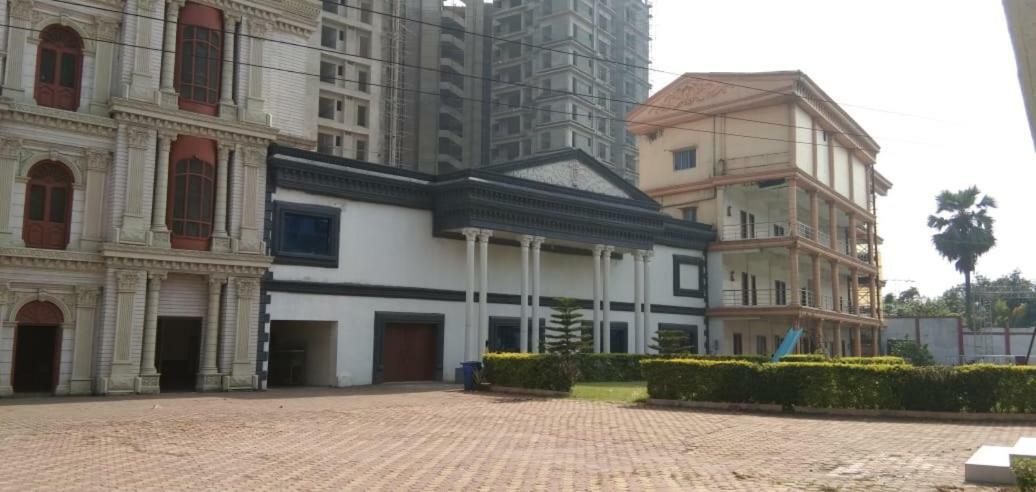 Aristro Club Hotel Calcutta Exterior foto